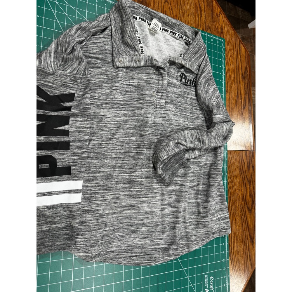Victoria's Secret PINK Grey Space Dye Quarter‎ Snap Sweatshirt Logo Large